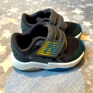 Toddler new balance shoes